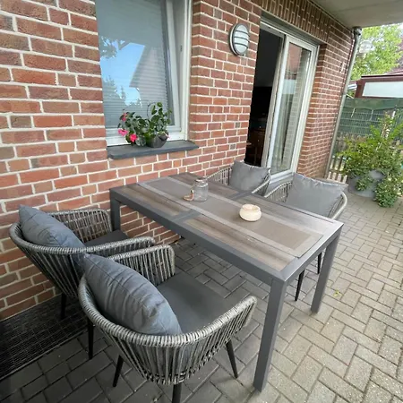 Appartamento 1 Mit Terrasse Und Pkw-stellplatz