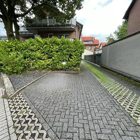 1 Mit Terrasse Und Pkw-stellplatz Leverkusen
