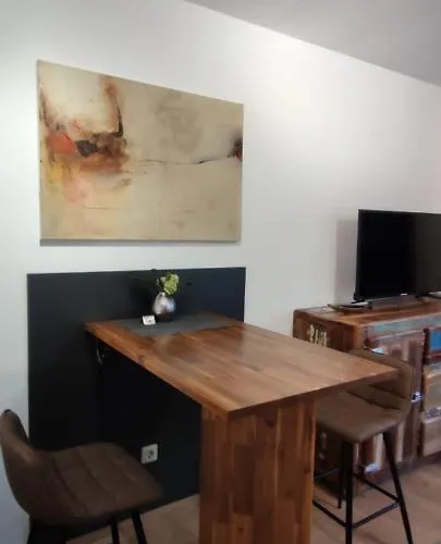 1 Mit Terrasse Und Pkw-stellplatz Leverkusen