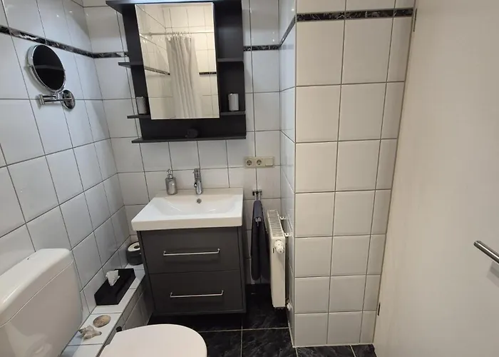 1 Mit Terrasse Und Pkw-stellplatz Appartamento